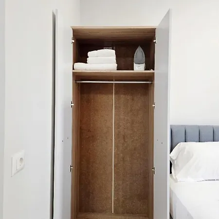 Otium 3min Walk To *