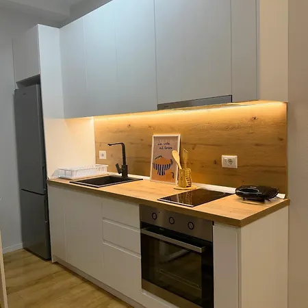 Otium 3min Walk To *